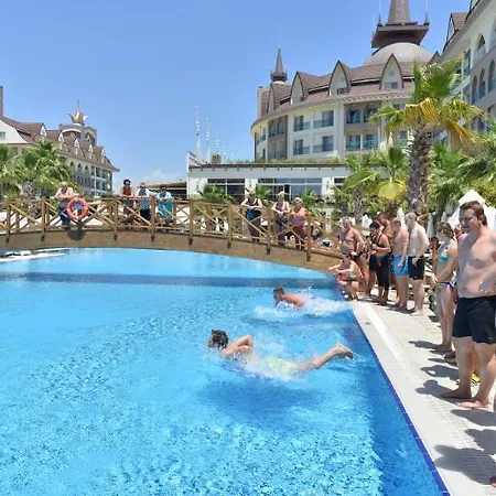 Hotel Crown Palace Ultra Side